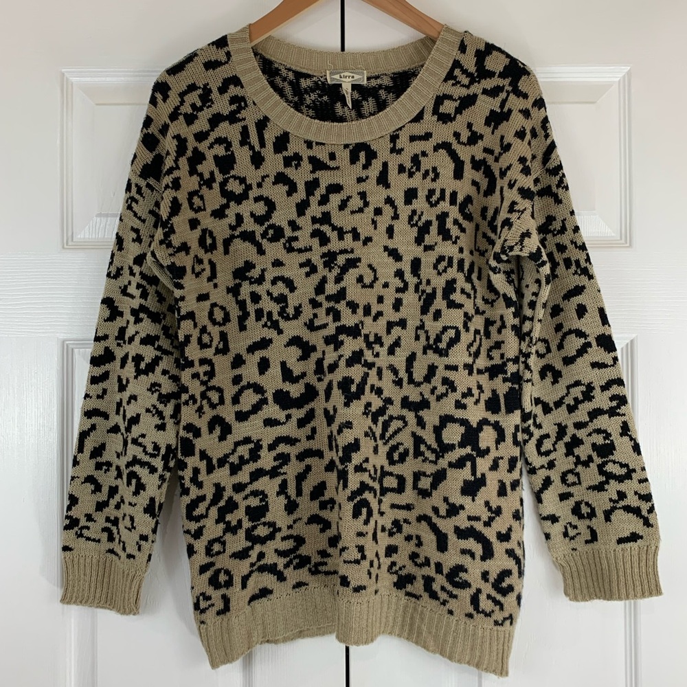 Kirra Leopard Print Crewneck Sweater Size Small